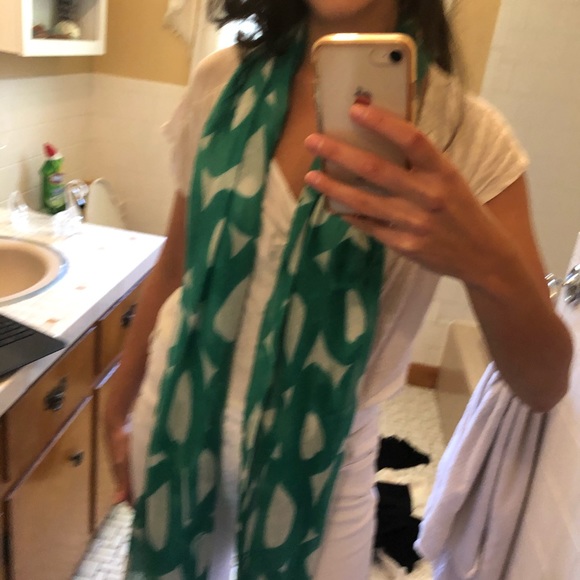 Scarf - Picture 2 of 2